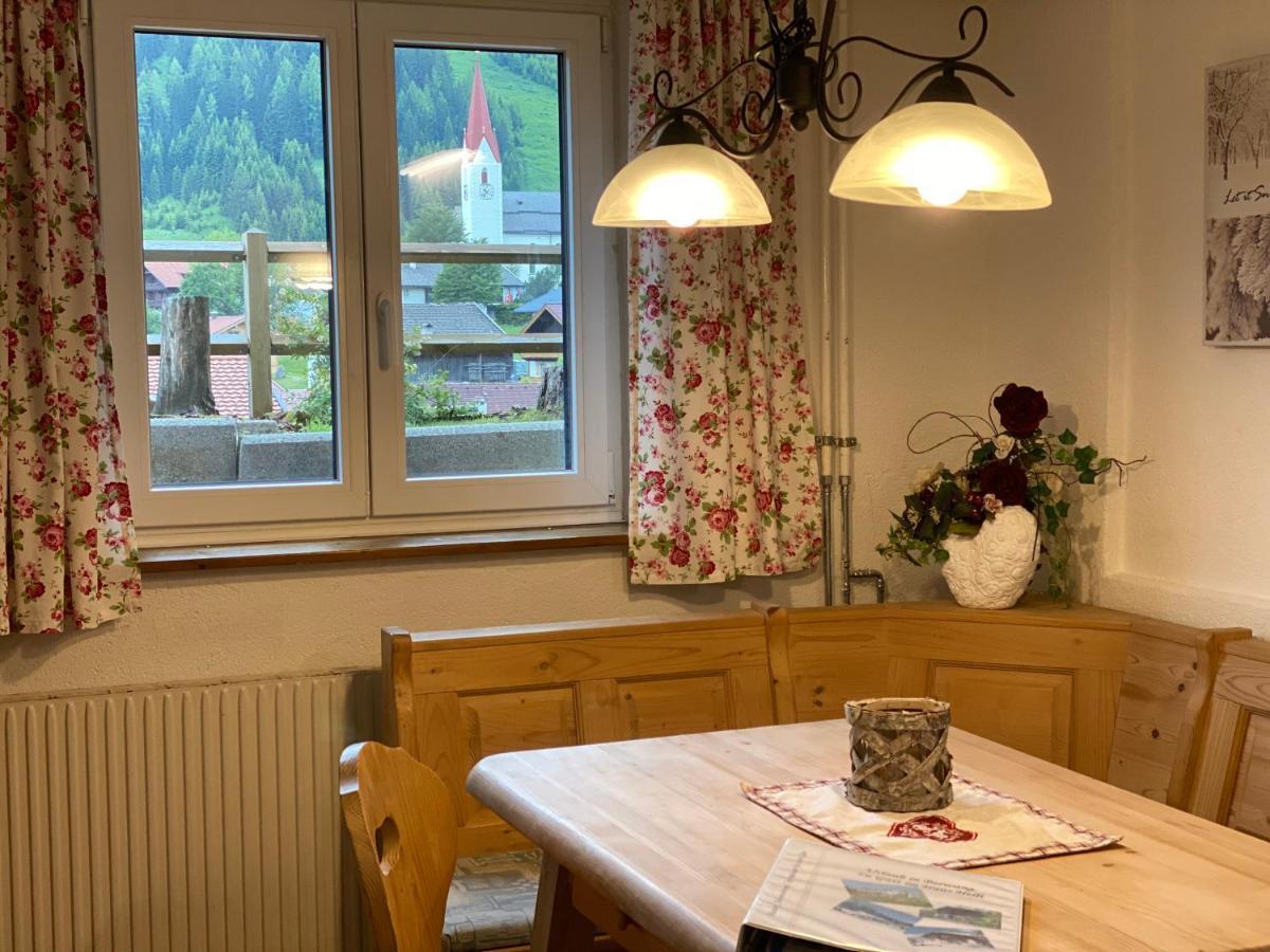 Haus Helli Apartman Berwang Kültér fotó