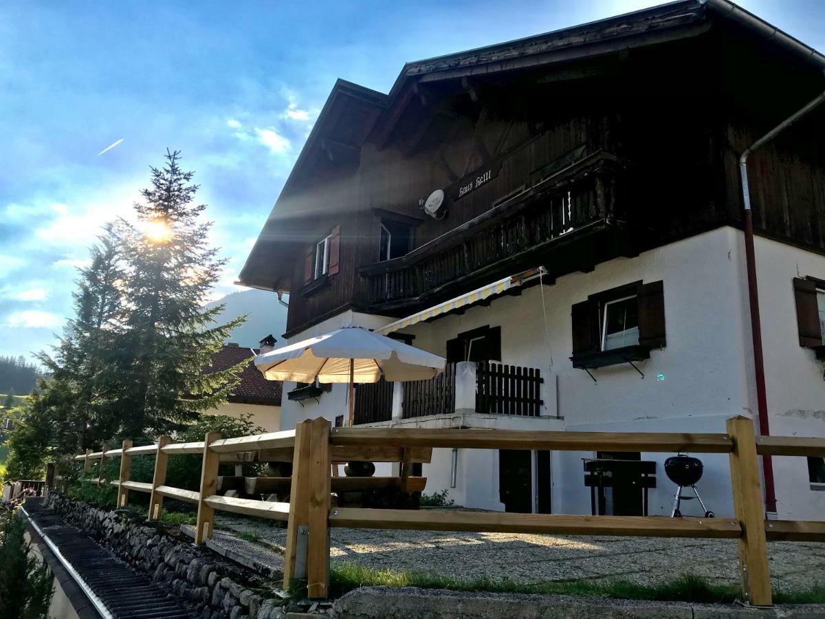 Haus Helli Apartman Berwang Kültér fotó