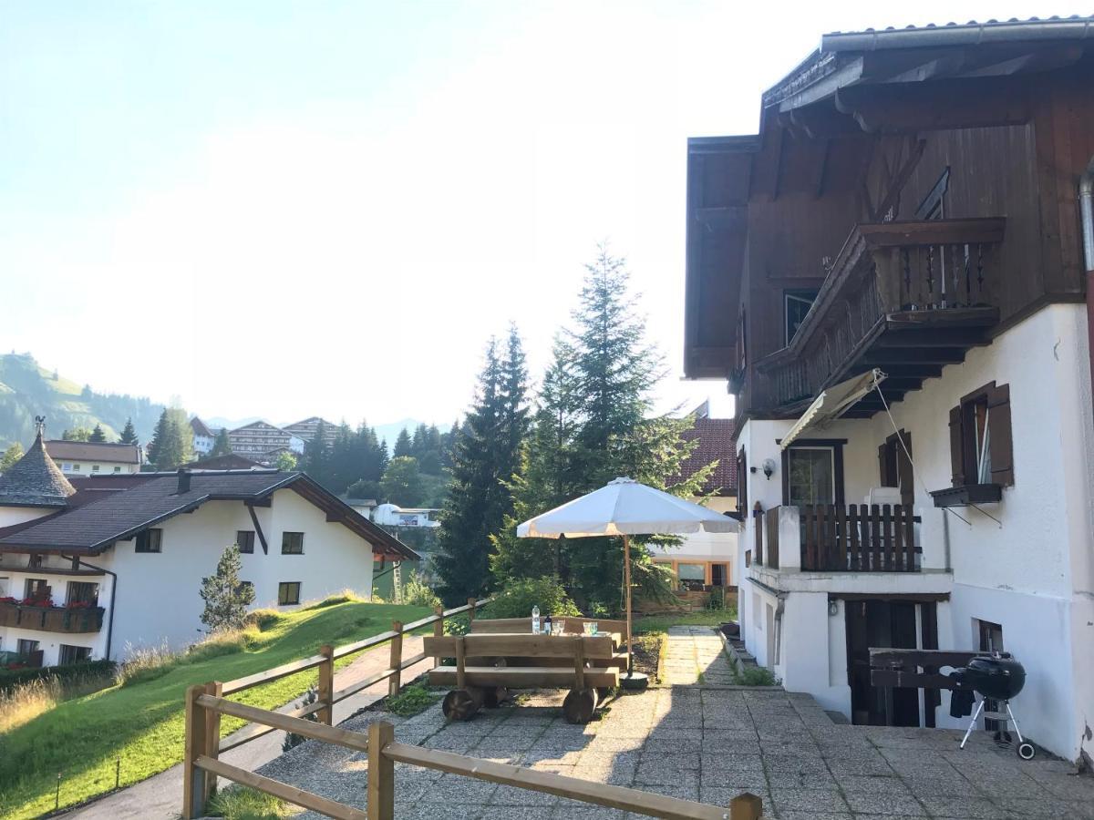 Haus Helli Apartman Berwang Kültér fotó